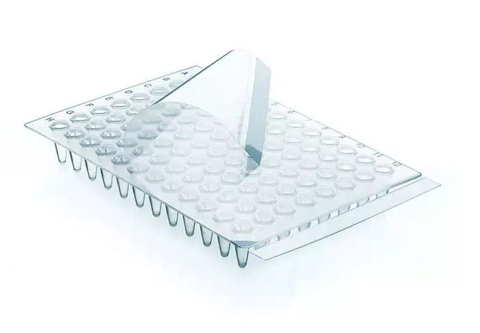 PCR-Sets 96-well Platten und Folien, PP, transparent, well-Rand nicht erhöht, inklusive 50 Folien qPCR, Polyester, Cut Corner A1, BIO CERT PCR QUALITY